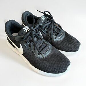 Nike Women's Tanjun Running Shoes Size 8.5 Black White Sneaker DJ6257-004 GUC